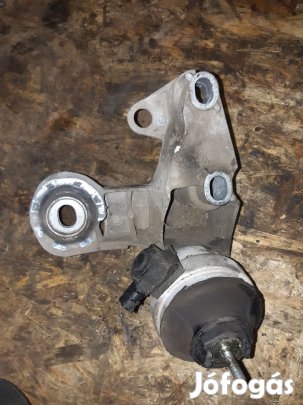 Audi A6 C5 Bal Motortartó Bak