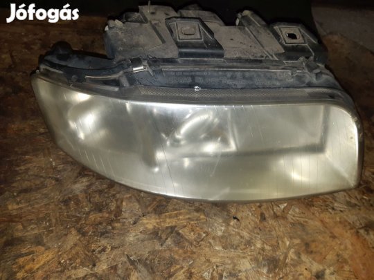Audi A6 C5 Jobb Első Lámpa / Fényszóró