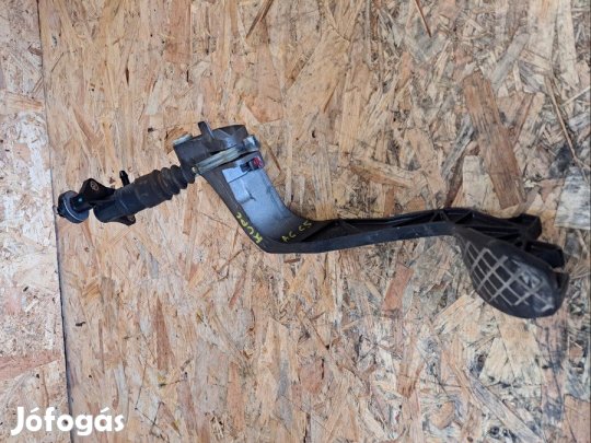 Audi A6 C5  (1998-2004) Kuplung Pedál