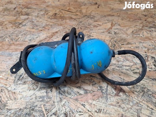 Audi A6 C5 (1998-2004) Vákumtartály