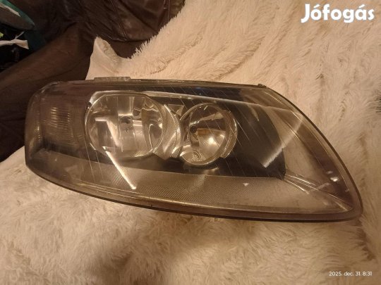 Audi A6 C6 jobb első fényszóró