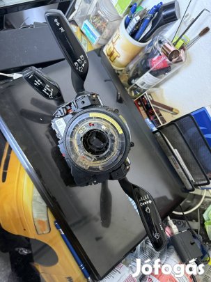 Audi A8 kormánykapcsoló 4H0 953 502 A