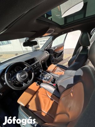 Audi Q5 Quattro S tronic 177LE - Panoráma, B&O, S-line