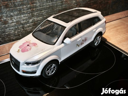 Audi Q7 használt RC autó távirányító nélkül kb.33 cm
