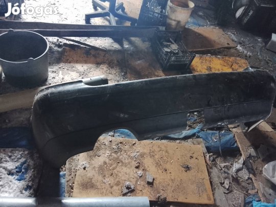 Audi a4 B5 hátsó lökhárító (Postázom is)