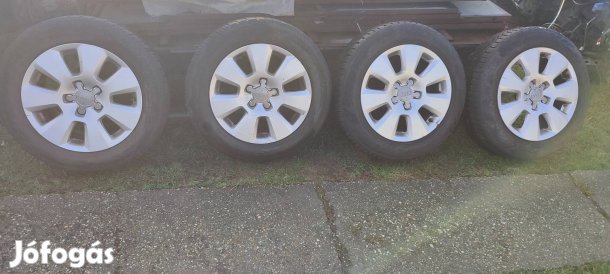 Audi alufelni téligumival