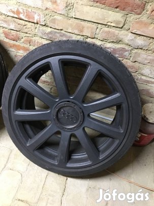 Audi gyári alufelni 20 , gumival 5x112 et48 245/30r20