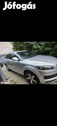 Audi q7 3.0 tdi bontott alkatrészei 
