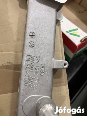 Audi rs4/5 hűtő alkatrész