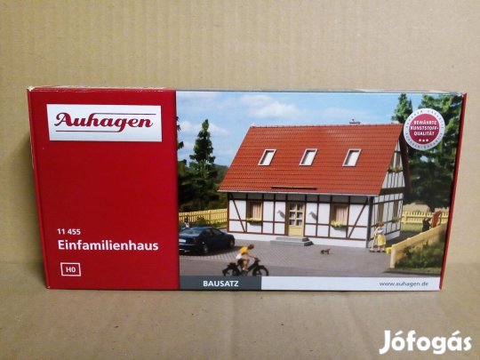 Auhagen 11455 Favázas családi ház modell építőkészlet H0