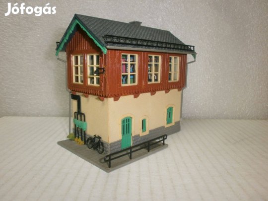 Auhagen - vasúti szólgálati épület - H0 - ( C-23)