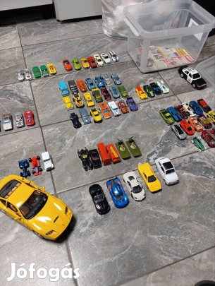 Autó gyűjtemény egyben eladó 