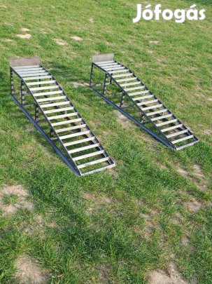 Autó rámpa szerelő állvány