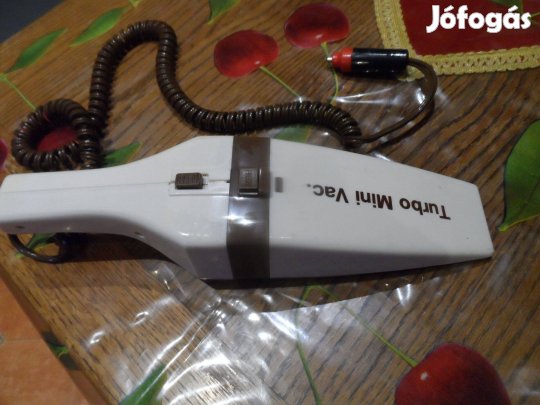 Autóporszívó szivargyújtós 12 V-os