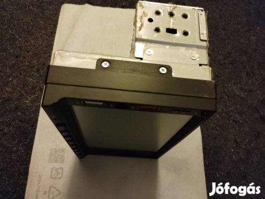 Autórádió,2 dines kijelzővel, új, távirányítós 