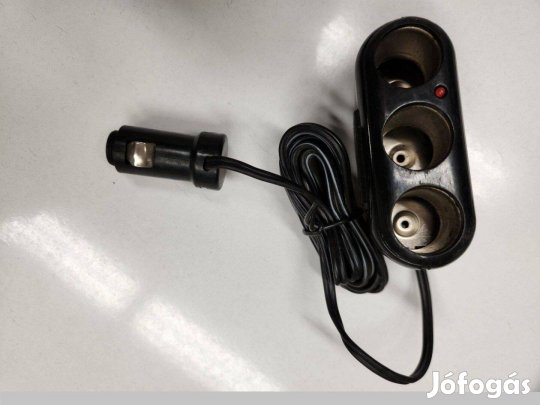 Autós Szivargyújtó Töltő Elosztó 3 portos eladó