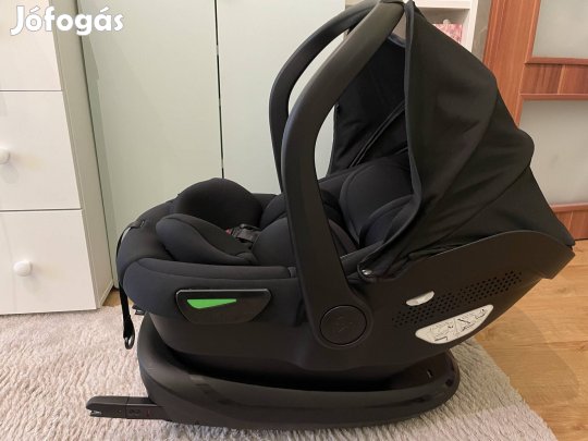 Autós babahordozó