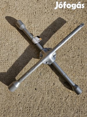 Autós keresztkulcs, kerékkulcs