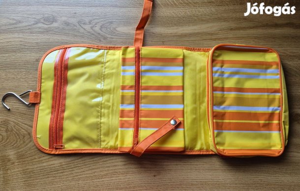 Avon kozmetikai táska neszeszer felakasztható