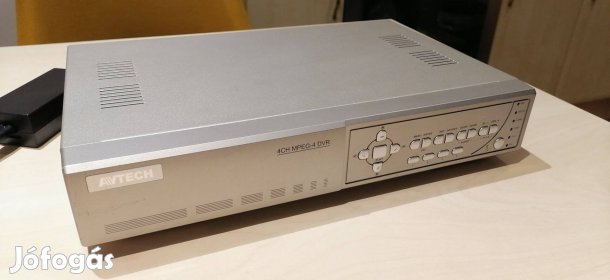 Avtech mpeg-4 DVR IP videorögzítő HDD / LAN