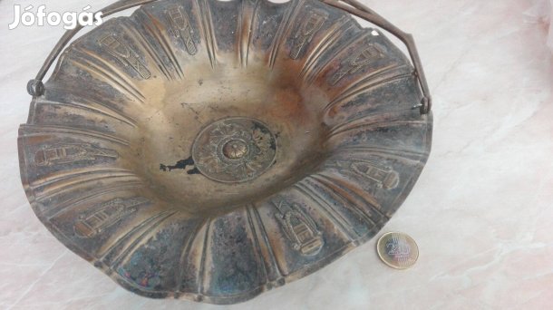 Az 1900-as évek elejéről Régi gyümölcstartó