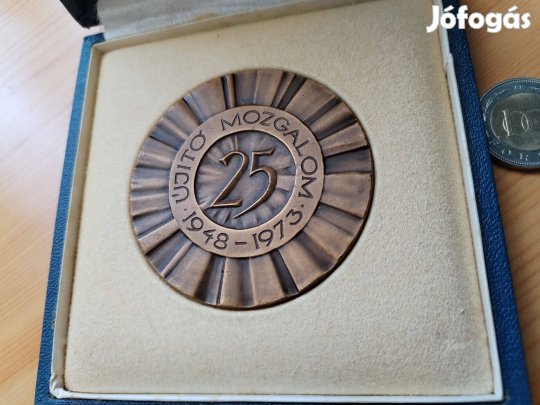 Az Újító Mozgalom 25 éves 1948-1973 bronz érem dobozában