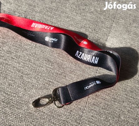 Azahriah nyakba akasztható kulcstartó