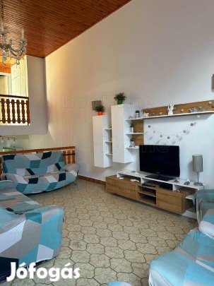 Azonnal birtokba vehető ház Balatonszárszón
