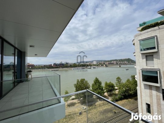 Azonnal költözhető, EXKLUZÍV, ÚJÉPÍTÉSŰ  LUXUSLAKÁS kiadó DUNAI panorá