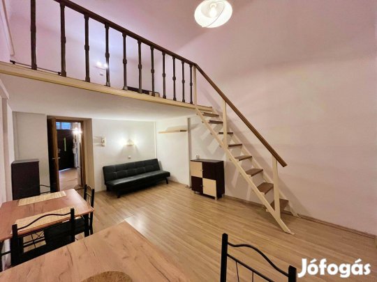 Azonnal költözhető, bútorozott garzon kiadó a VII. kerületben!