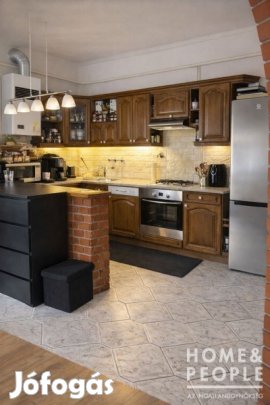 Azonnal költözhető családi ház üllésen ! - Üllés