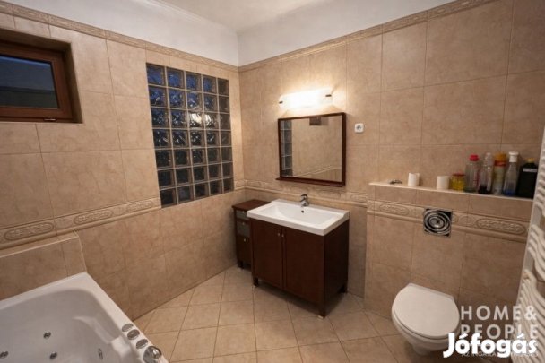 Azonnal költözhető ház Szegeden !