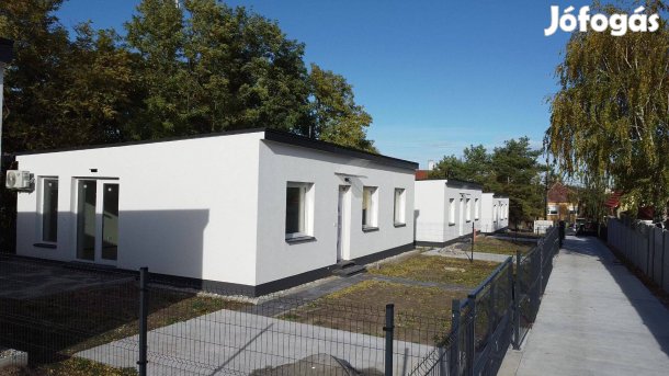 Azonnal költözhető ikerház Bőnyön
