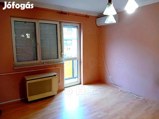 Azonnal költözhető lakás Siófok belvárosában