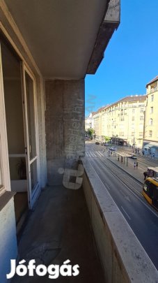 Azonnal költözhető lakás a Margit körúton!