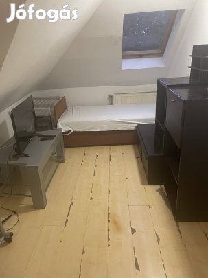 Azonnal költözhető szoba . Kauciót nem kérek . Tulajdonostól . 