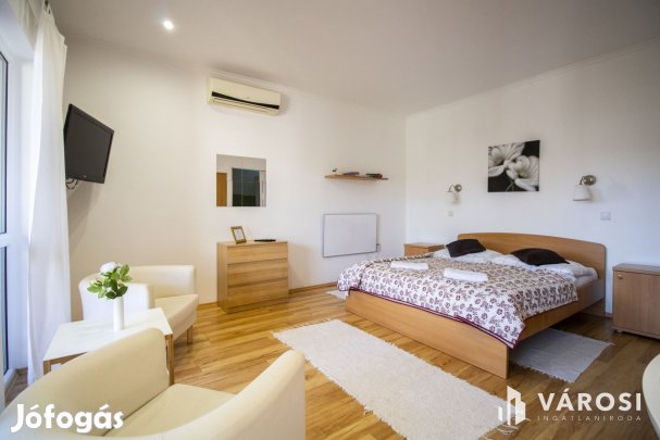 Azonnali bevétel Gyula belvárosában