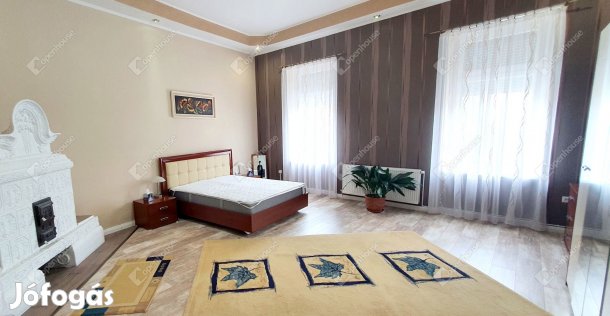 Azonnali vendégfogadással bejáratott panzió S.újhely központjában