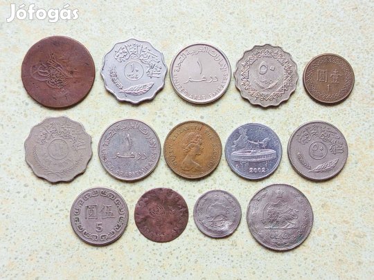 Ázsia Közel-Kelet 14 db Különböző Érme Irán Irak Jemen India Oszmán