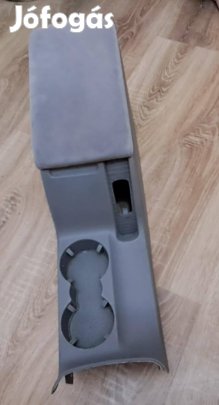 B5.5 szürke könyöklő kombi.