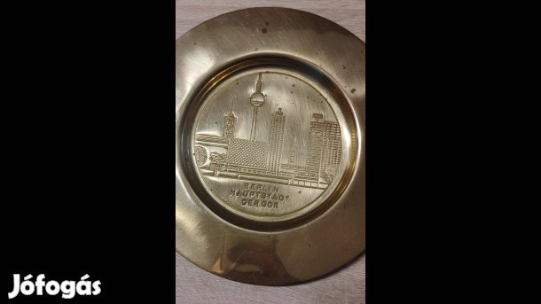 BERLIN Haubstadt DER DDR fém tál emlék retro