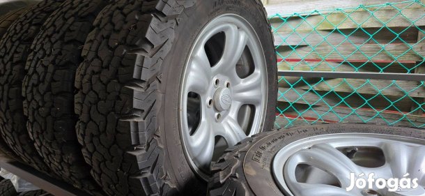 BF Goodrich All Terrain T/A KO2 215/65 R16 103/100S terepgumi, újszerű