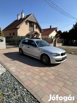 BMW 116d Friss Műszaki!!! Ülésfűtés. black edit...