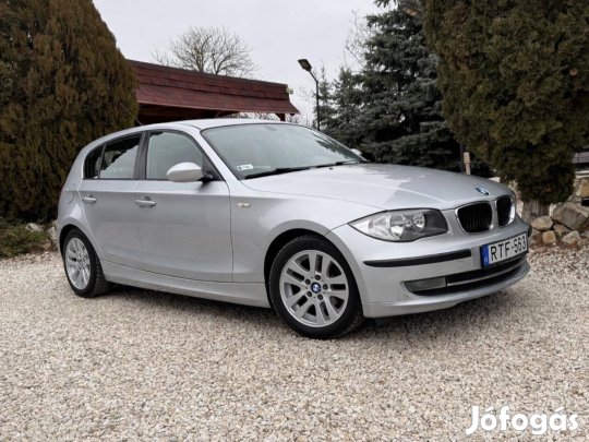BMW 118d LCI Manual 6 - Szép Állapot - DIG. Klí...