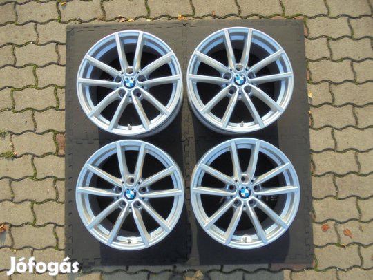 BMW 17-es gyári alufelni makulátlan állapotban