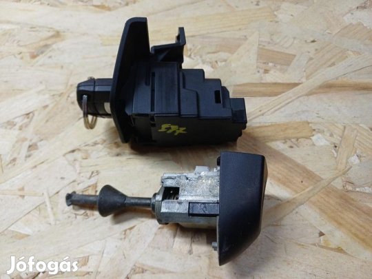 BMW 1 E81 E82 E87 (2005-2011) Gyújtáskapcsoló Bal Első Ajtózár Betétt