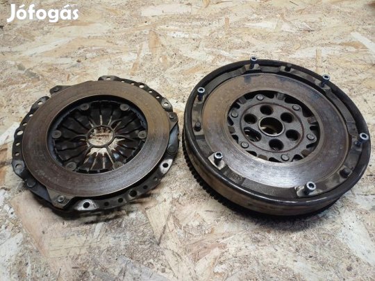 BMW 1 E81 E82  E87 (2005-2011) 1.8 Benzines Kettős Tömegű Lendkerék