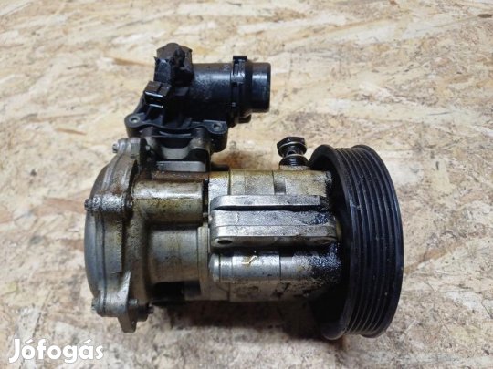 BMW 1 E81 E82  E87 (2005-2011) 1.8 Benzines Szervószivattyú
