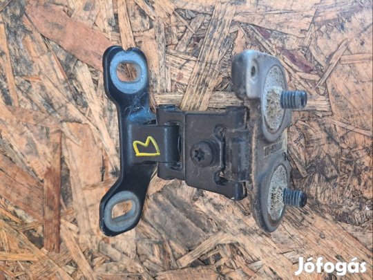 BMW 1 E81 E82  E87 (2005-2011) Bal  Első Ajtózsanér