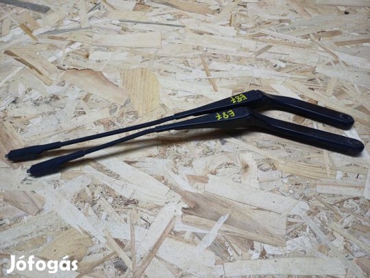 BMW 1 E81 E82  E87 (2005-2011) Első Ablaktörlő Kar Pár